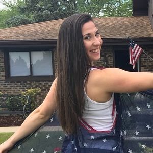 Meet your Posher, Amanda